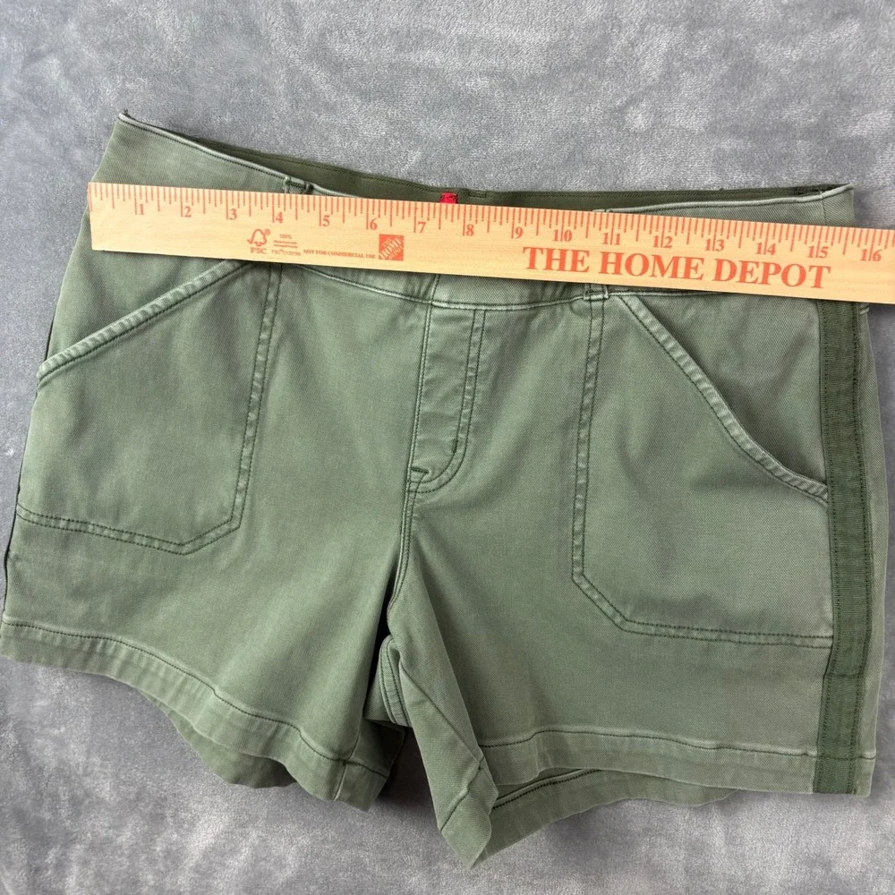 Spanx Women Lg. Twill Stretch Shorts Olive Green Pull On Normcore Military Comfy